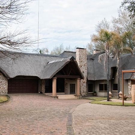 Ivory Tree Lodge And Guest House Hekpoort Komnader Exterior photo